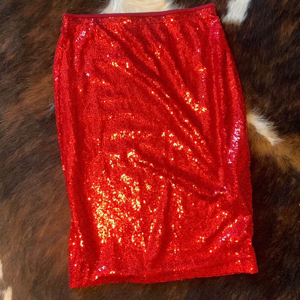 Stretchy Sequin pencil skirt.